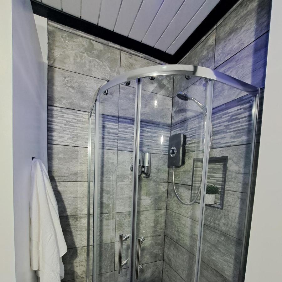 Family Holiday With Hot Tub , Family Groups Only Blackpool Exteriör bild
