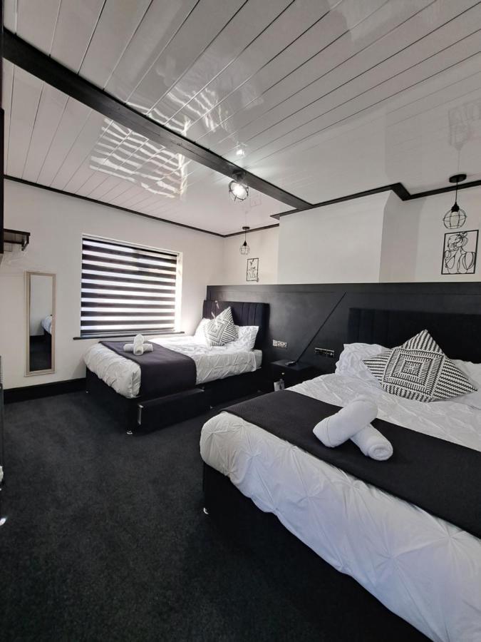 Family Holiday With Hot Tub , Family Groups Only Blackpool Exteriör bild